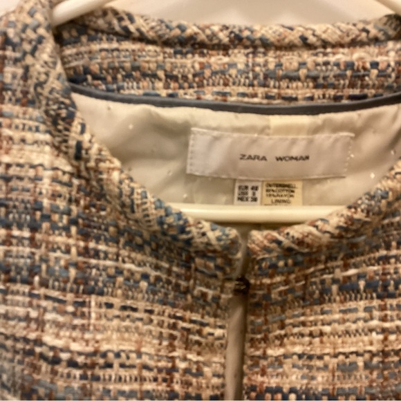 Chic Tweed Jacket - Picture 4 of 4